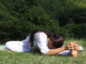 Una posizione yoga per rigenerare fegato e milza